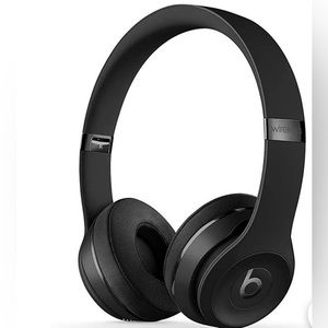 Dr. Dre Beats Solo3 Wireless On-Ear Headphones